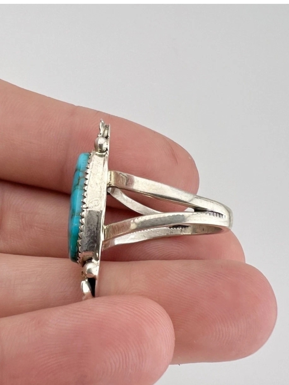 Native American Navajo Silver Bisbee Turquoise Ring - Size 7.5 - Picture 4 of 8